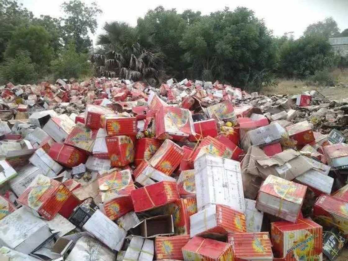 Shan maganin bature daga masu yawo dashi a hannu, illolin hakan Shan maganin bature daga masu yawo dashi a hannu, illolin hakan