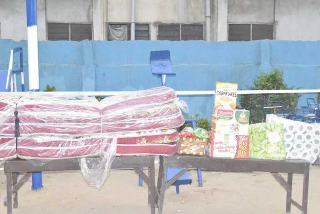 MMM makes bid donation to children MMM makes bid donation to children