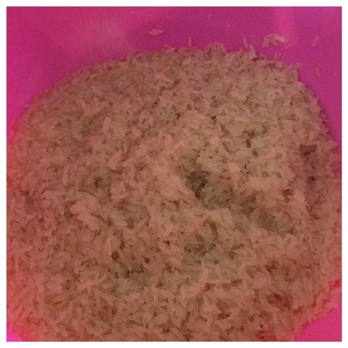 jollof rice with bay leaf jollof rice with bay leaf