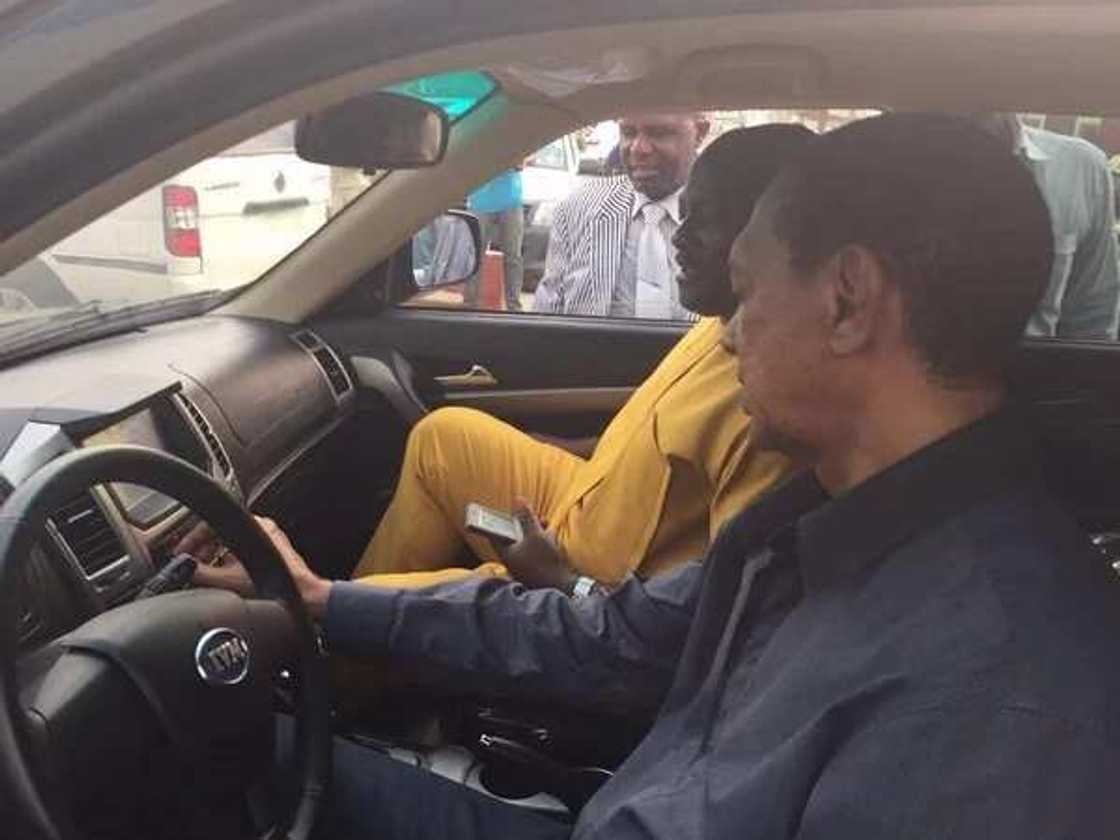 Senator Murray-Bruce acquires made-in Nigeria cars (photos) Senator Murray-Bruce acquires made-in Nigeria cars (photos)