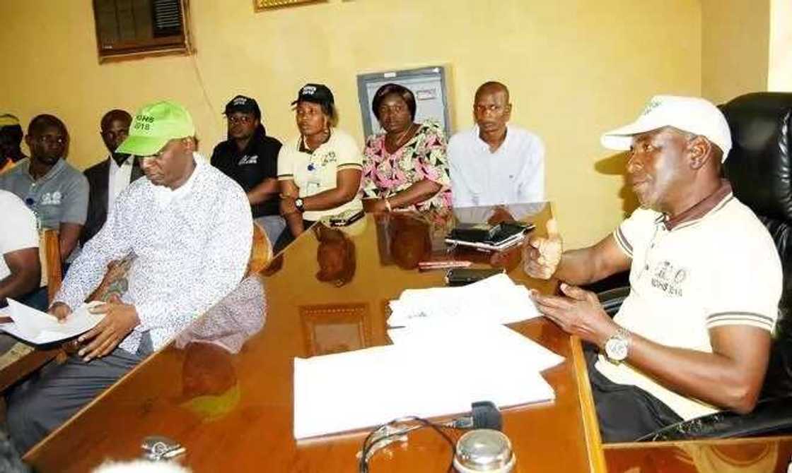 Dan takarar shugaban kasa na jam'iyyar PPC ya sha alwashin lallasa Buhari da Atiku a zaben 2019 Dan takarar shugaban kasa na jam'iyyar PPC ya sha alwashin lallasa Buhari da Atiku a zaben 2019