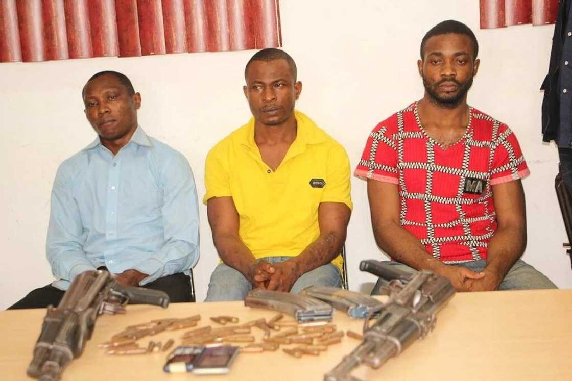 Police arrest 3 suspected killers of policeman in Magu’s farm house Police arrest 3 suspected killers of policeman in Magu’s farm house