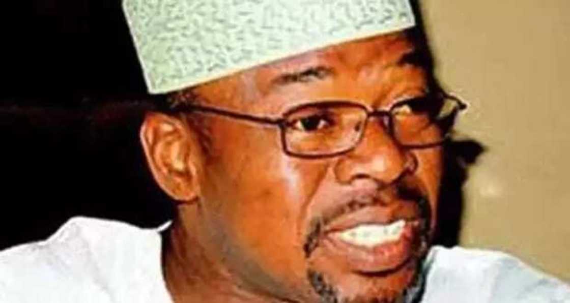 Yan siyasa ke daukan nauyin makiyaya dake kai hare hare – Jigon APC Yan siyasa ke daukan nauyin makiyaya dake kai hare hare – Jigon APC