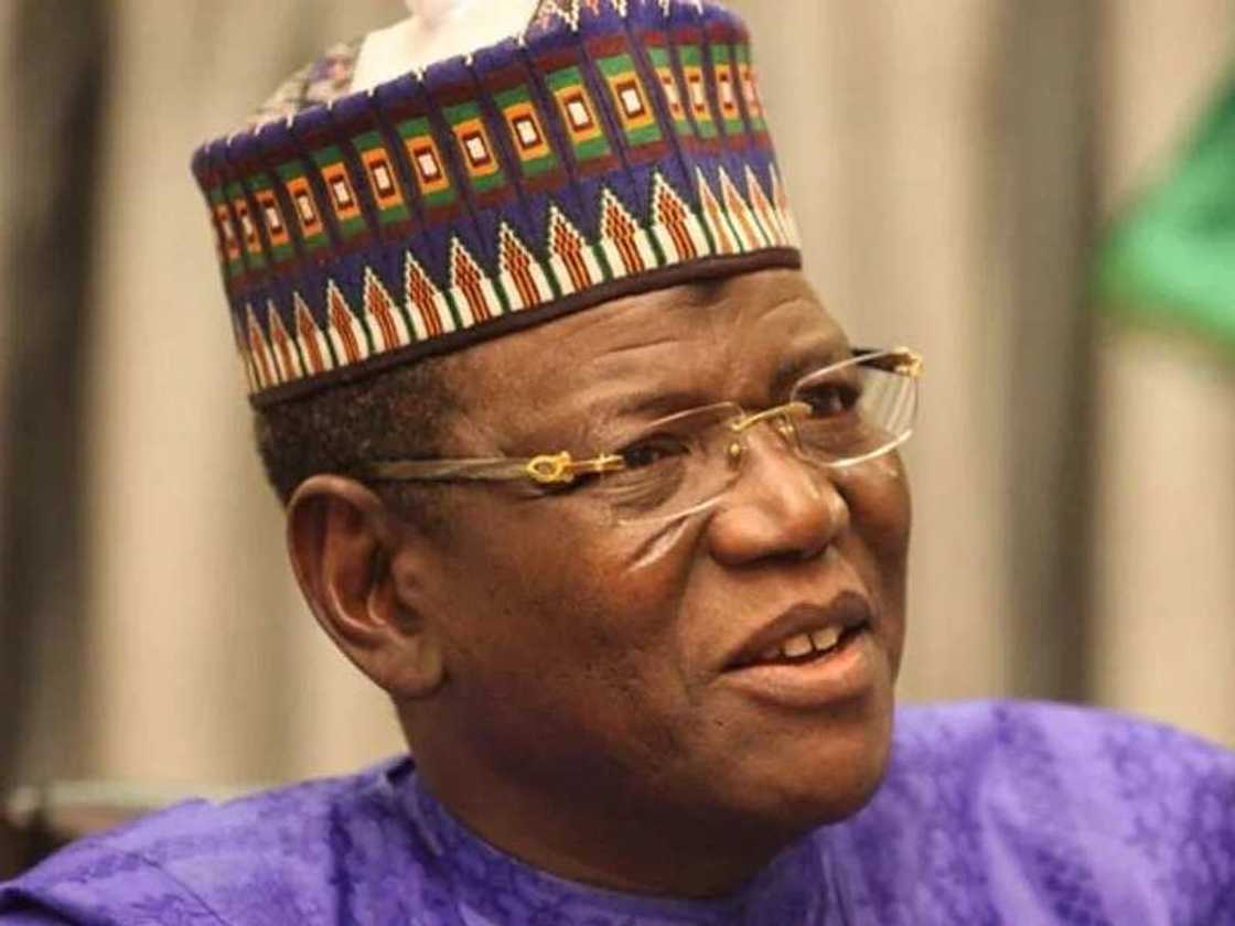 Sule Lamido yana fuskanta shari’a a Dutse, babban birnin jihar Jigawa Sule Lamido yana fuskanta shari’a a Dutse, babban birnin jihar Jigawa