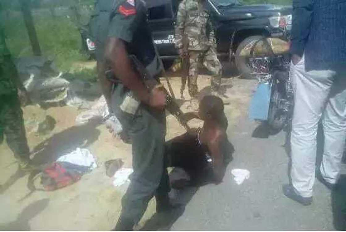 An kama wani mutum da wandon mace jike da jini a jahar Ribas An kama wani mutum da wandon mace jike da jini a jahar Ribas