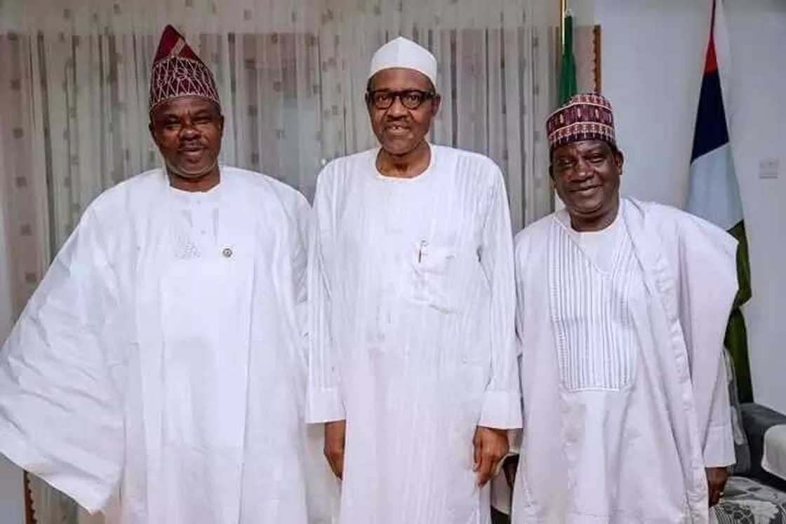 Bikin Sallah: Jerin mutanen da su ka gana da Buhari a gidan sa na Daura Bikin Sallah: Jerin mutanen da su ka gana da Buhari a gidan sa na Daura