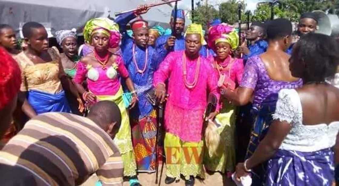 Photos from the wedding of Isoko man and his two wives in Delta State