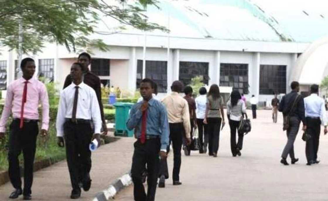 Bayan bincike, Jami'a ta kori sabbin Farfesoshi har biyu saboda iskanci da mata Bayan bincike, Jami'a ta kori sabbin Farfesoshi har biyu saboda iskanci da mata