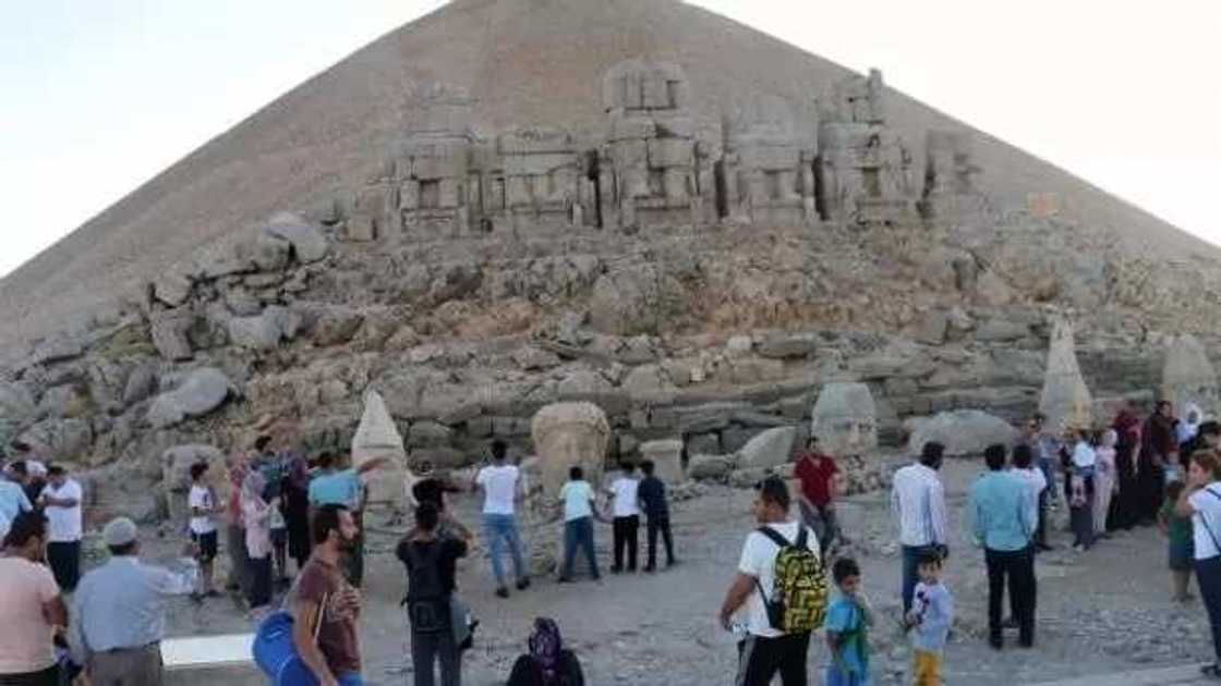 Waiwayen Tarihi: Tarihihin Lamarudu, watau Nimrod a Turance Waiwayen Tarihi: Tarihihin Lamarudu, watau Nimrod a Turance