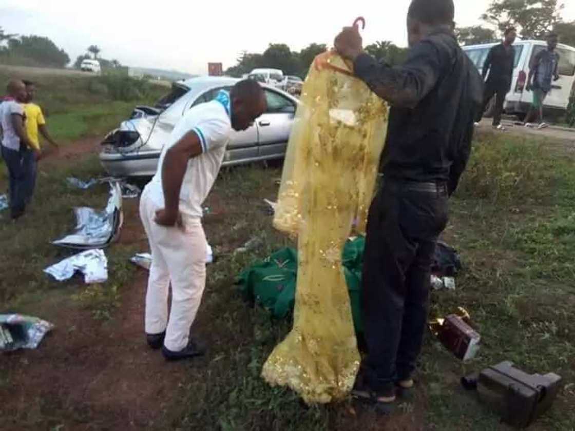 Reverend father, 4 others, survive after car somersaulted 3 times Reverend father, 4 others, survive after car somersaulted 3 times