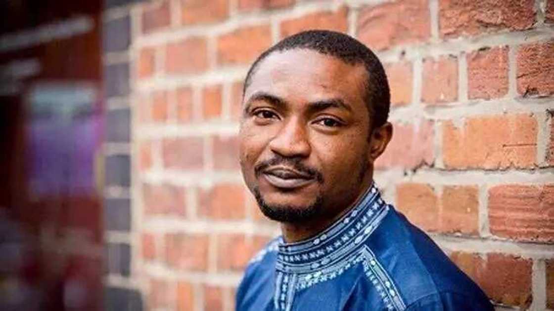 Dan jaridar Najeriya ya lashe wata gagarumar gasa ta marubutan duniya Dan jaridar Najeriya ya lashe wata gagarumar gasa ta marubutan duniya