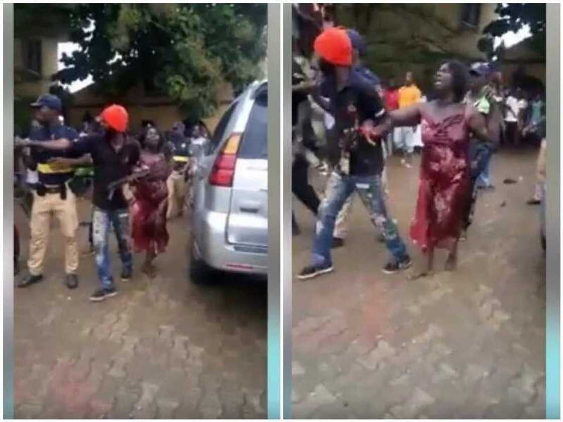 Female Badoo members nabbed by mob in Ikorodu (photos) Female Badoo members nabbed by mob in Ikorodu (photos)