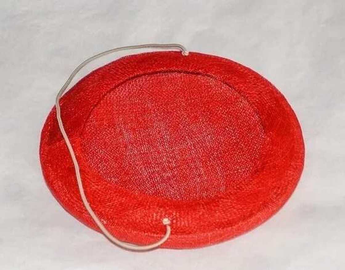 How to make beautiful hats from sinamay How to make beautiful hats from sinamay
