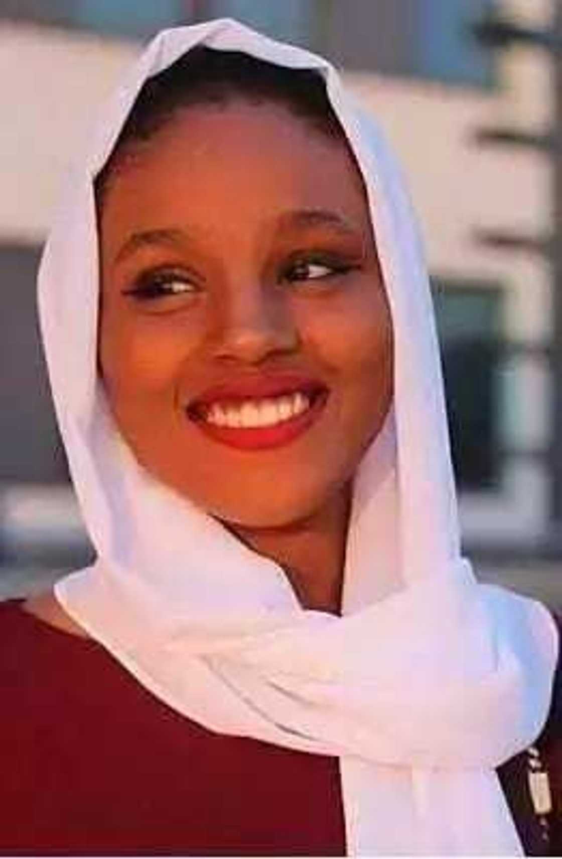 Kyawawan hotunan matar sarkin Kano Kyawawan hotunan matar sarkin Kano