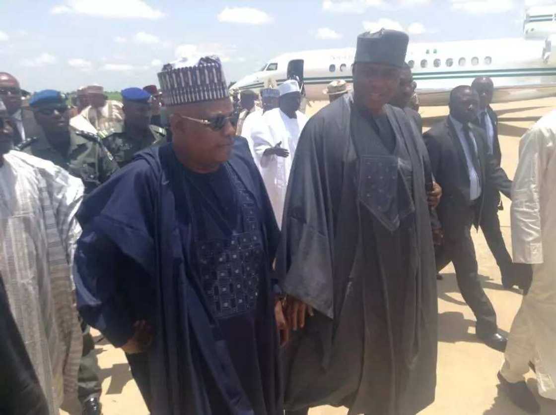 (Photos) Saraki, Senators Land Maiduguri (Photos) Saraki, Senators Land Maiduguri
