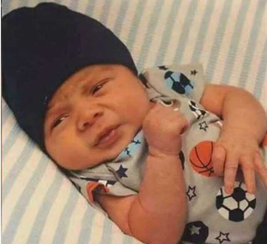 3 months old baby dies after mother forgot him in the car (photos) 3 months old baby dies after mother forgot him in the car (photos)
