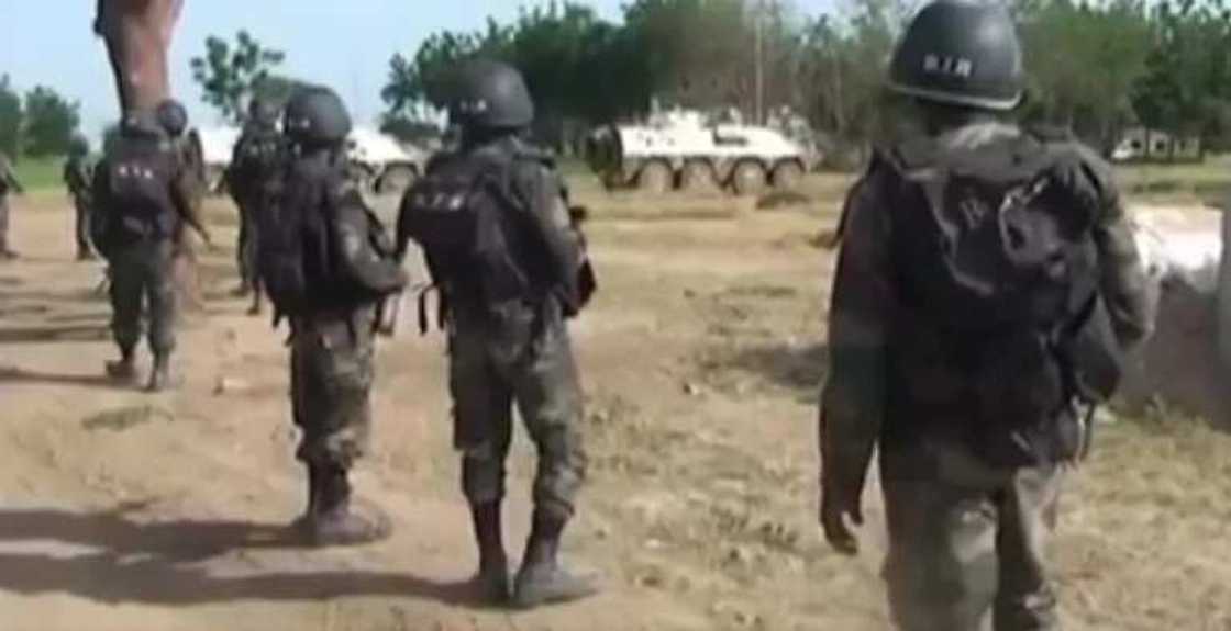 See how gallant soldiers sacked Boko Haram from Sambisa Forest (Video) See how gallant soldiers sacked Boko Haram from Sambisa Forest (Video)