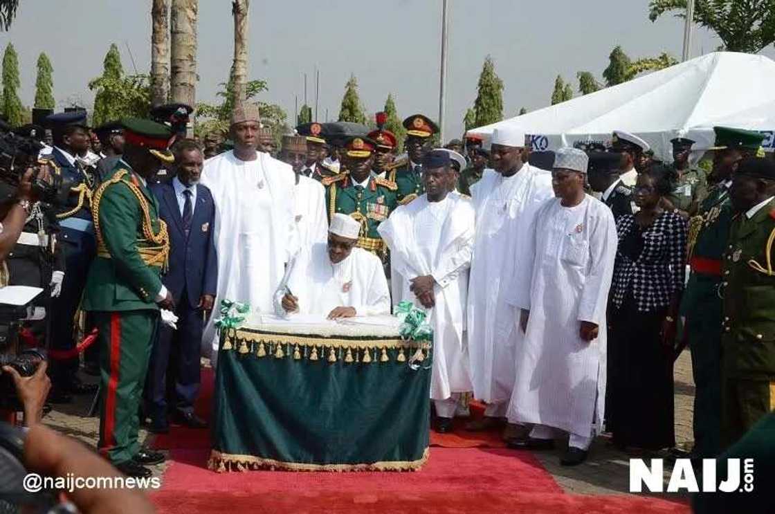 Armed Forces Remembrance: Buhari, Osinbajo, Lay Wreathe