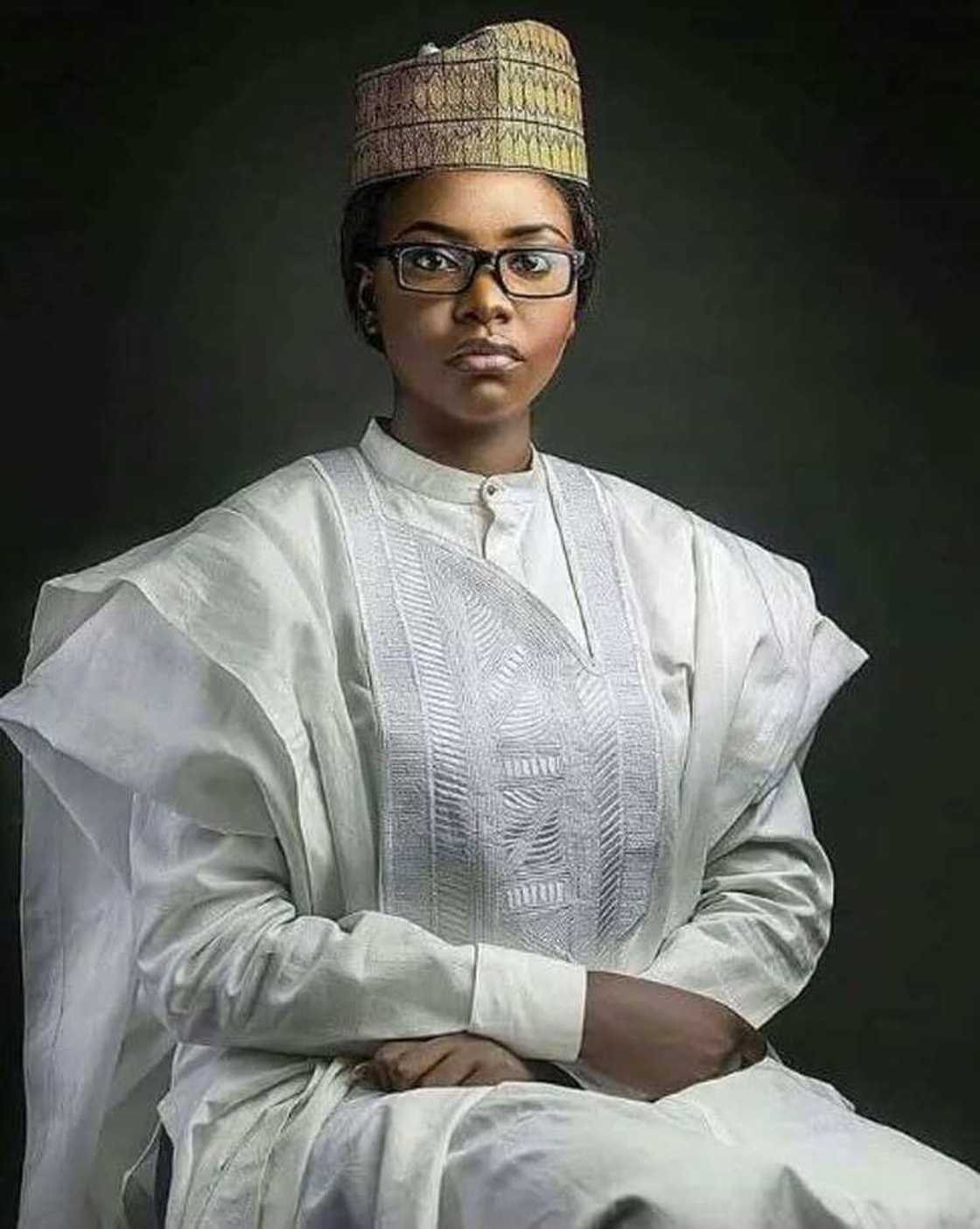 White agbada styles for gentlemen and ladies to rock in 2018 White agbada styles for gentlemen and ladies to rock in 2018