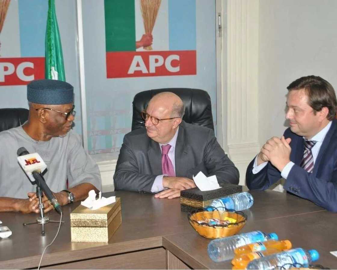 EU chief election observer to Nigeria Fisas meets Oyegun, Makarfi over preparation for 2019 elections EU chief election observer to Nigeria Fisas meets Oyegun, Makarfi over preparation for 2019 elections