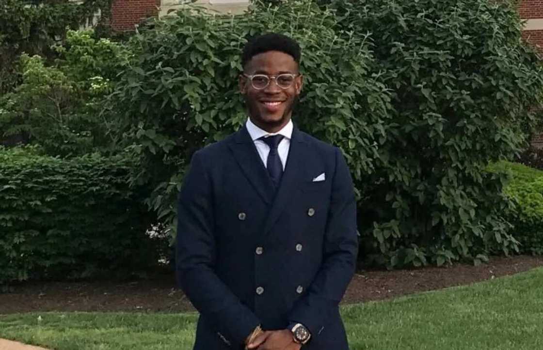 Nigerian born US graduate Boluwatife Aiki-Raji lands software engineer job with Twitter (photo) Nigerian born US graduate Boluwatife Aiki-Raji lands software engineer job with Twitter (photo)