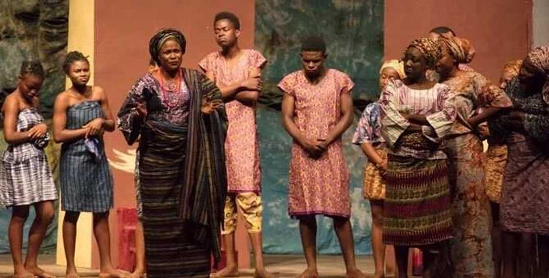 African drama and theatre