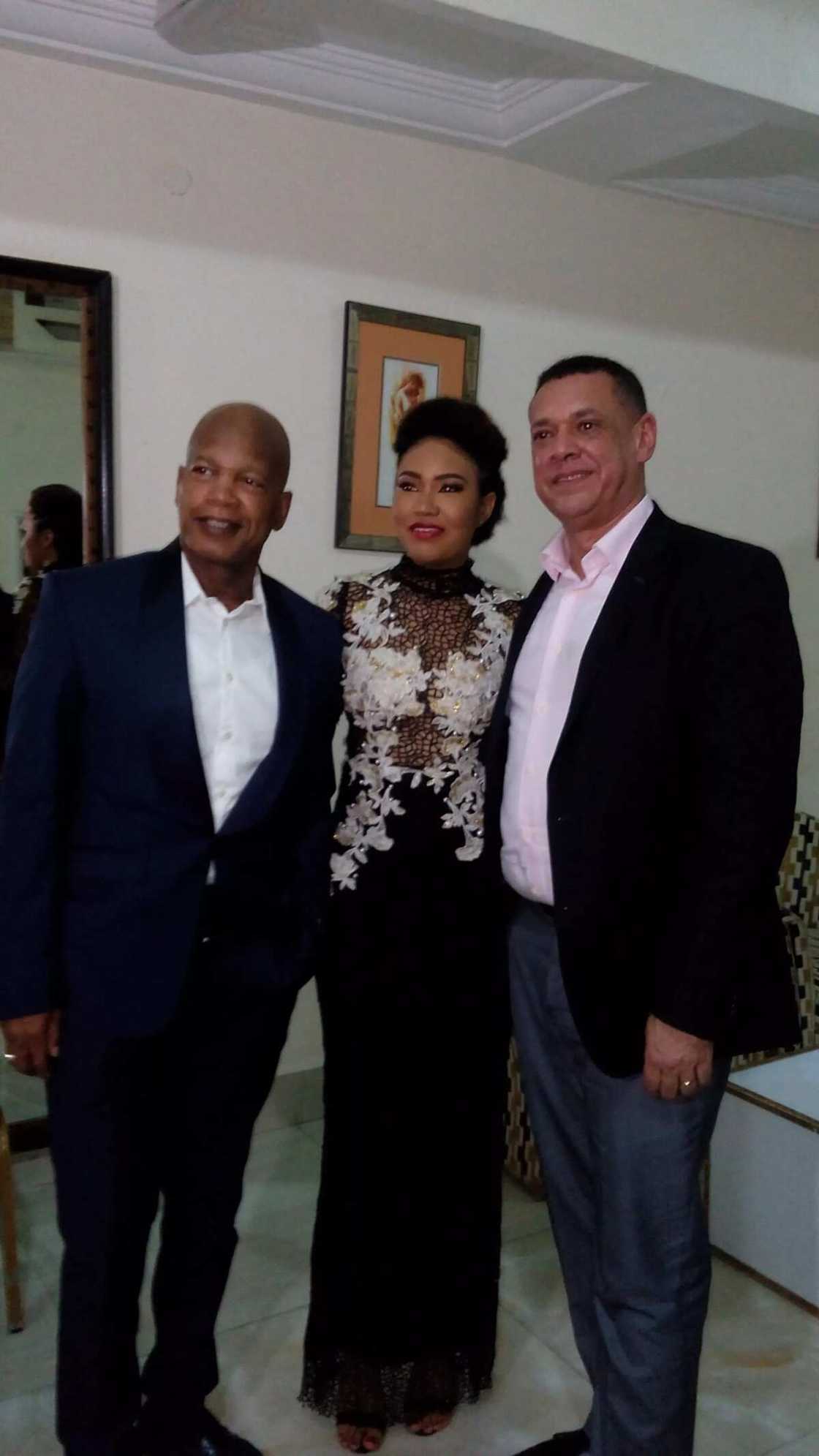 Anna Banner turns father to chaperone as she attends event (photos)