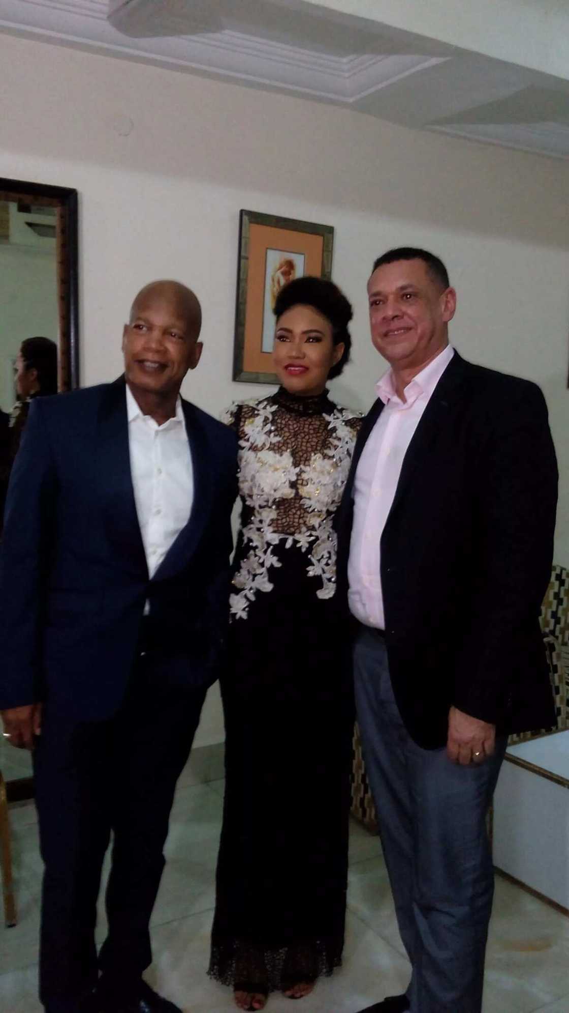 Anna Banner turns father to chaperone as she attends event (photos) Anna Banner turns father to chaperone as she attends event (photos)