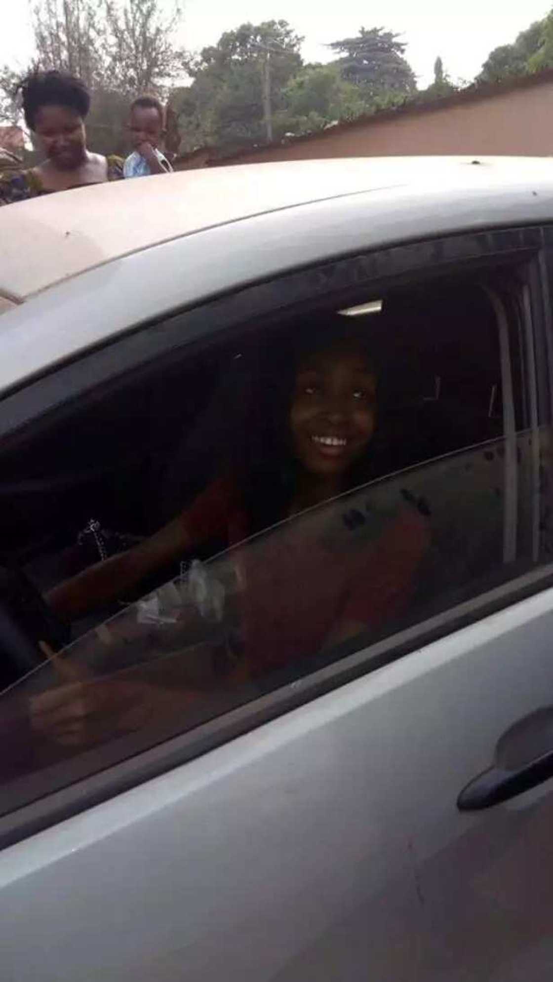 Ex-miss Anambra Chidinma Okeke finally given back her official car Ex-miss Anambra Chidinma Okeke finally given back her official car