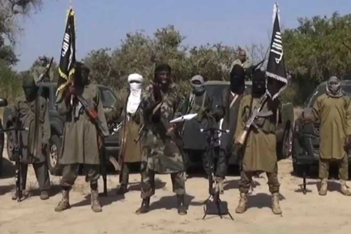Nigerians react to the purchase of N157 billion warplanes Nigerians react to the purchase of N157 billion warplanes