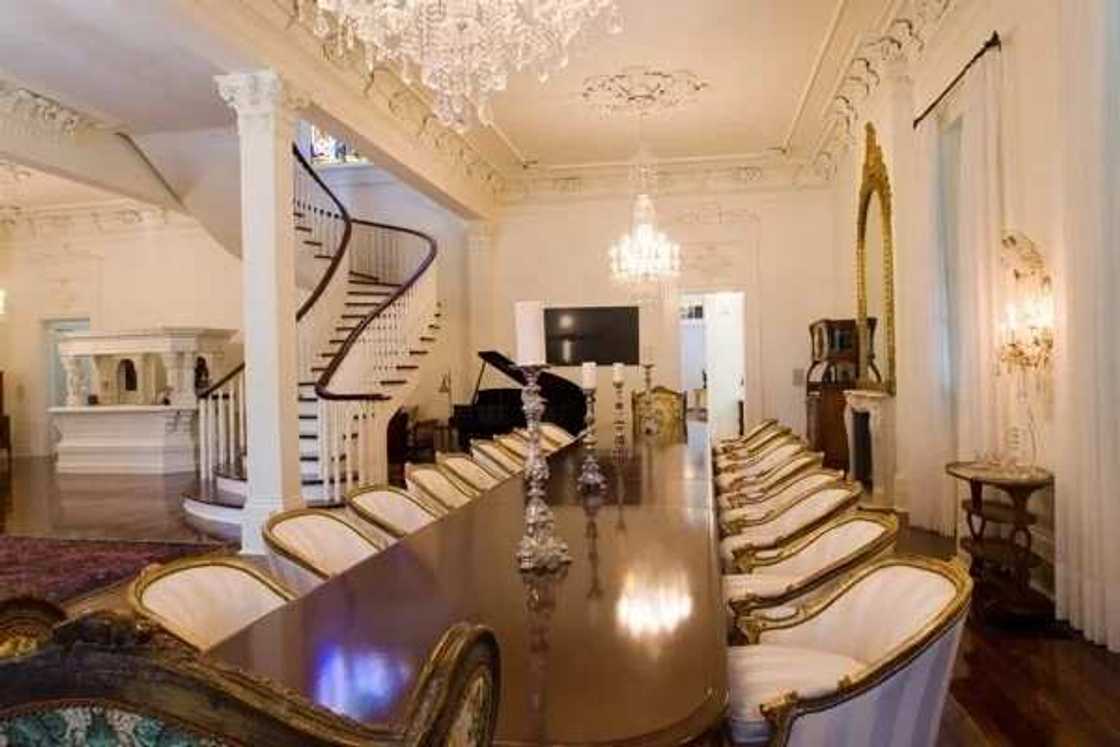 Inside Dangote mansion