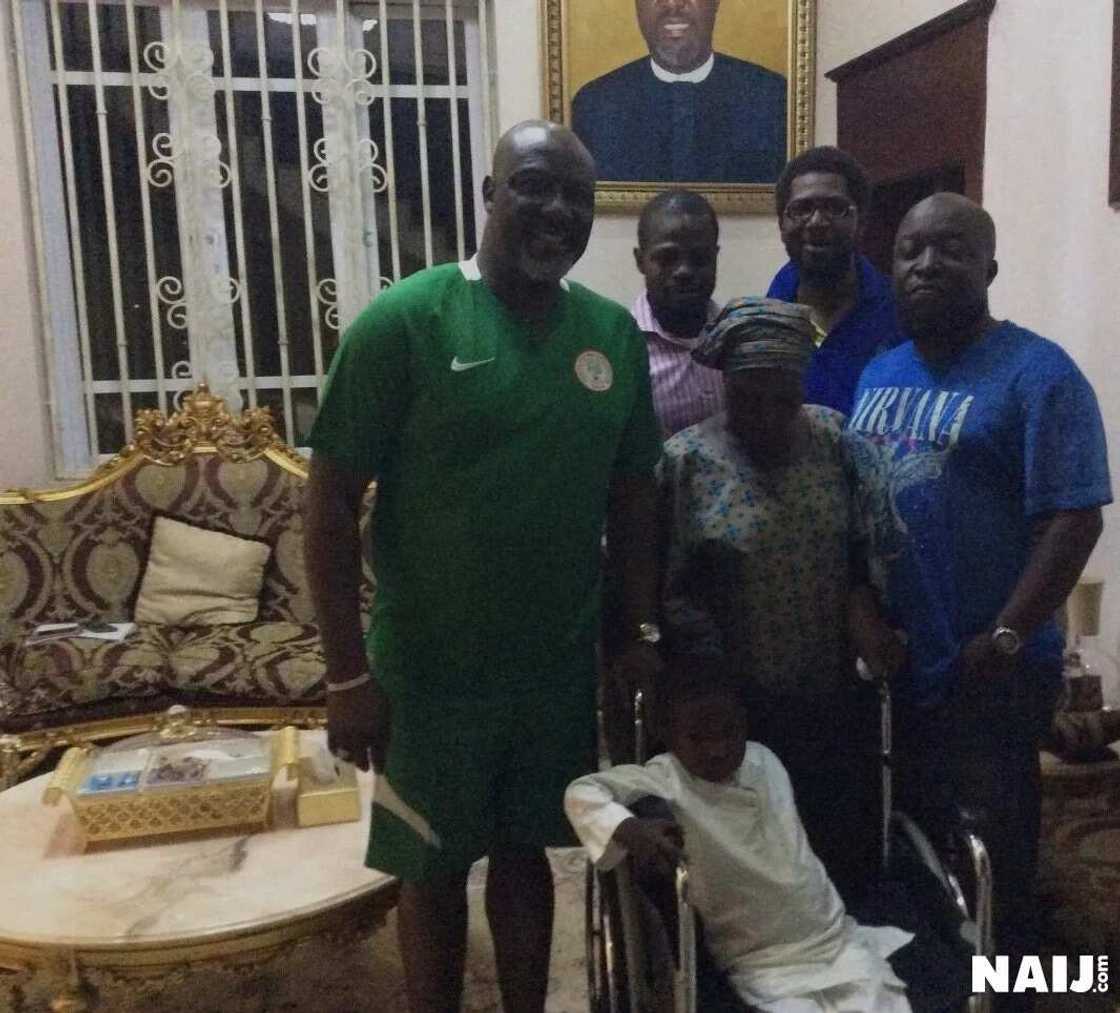 Nigerians react as Senator Dino Melaye seek funds to help 6-year-old boy paralysed by Boko Haram (photos)