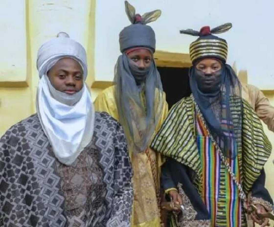 Hawan Sallah: Hotunan shahraren mawaki Korede Bello da abokinsa Yariman Kano Adam Ashraf Lamido Sunusi