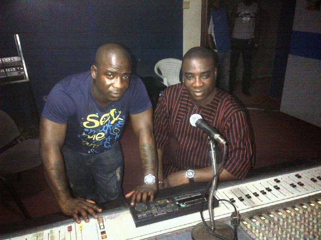 K1’s Rapper Son Releases Bath Tub Photos K1’s Rapper Son Releases Bath Tub Photos