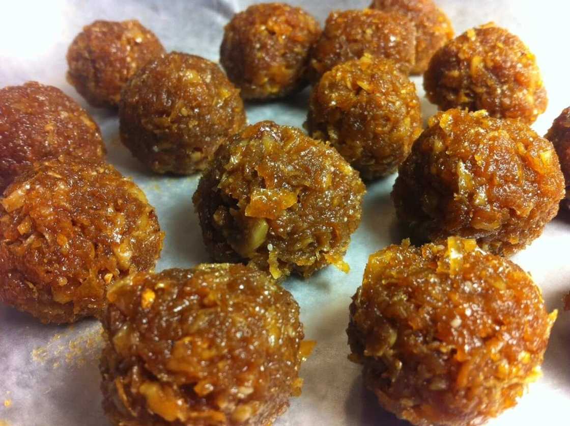 Coconut Candy Coconut Candy
