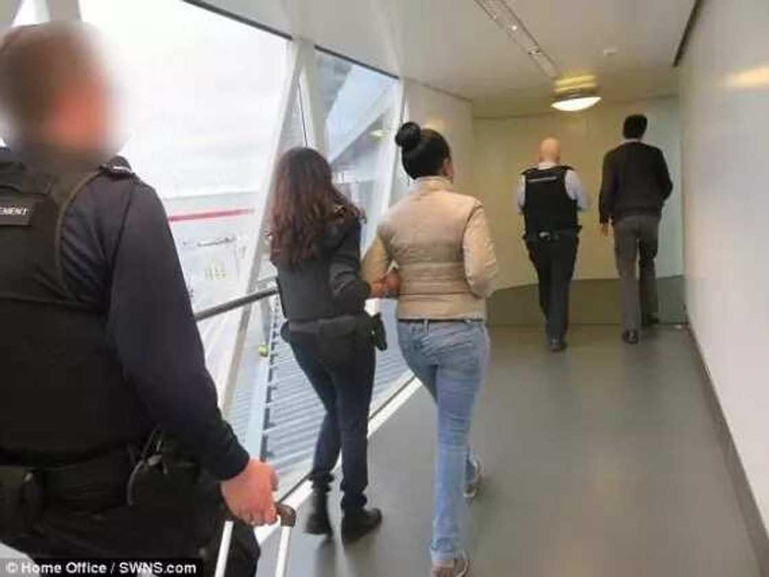 Dubun mai safarar mata zuwa Turai ya cika Dubun mai safarar mata zuwa Turai ya cika