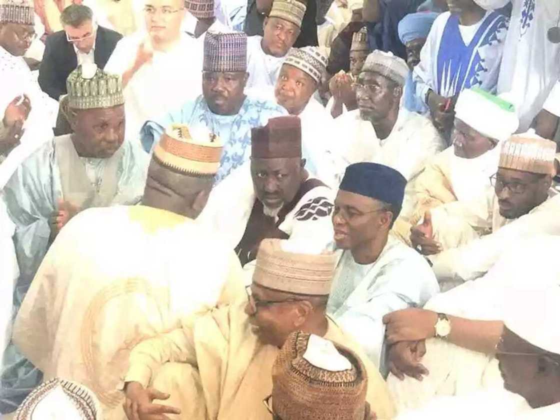 Cikin Hotuna: Ministan Shari'a, Abubakar Malami, ya aurar da diyarsa a Jihar Kebbi Cikin Hotuna: Ministan Shari'a, Abubakar Malami, ya aurar da diyarsa a Jihar Kebbi