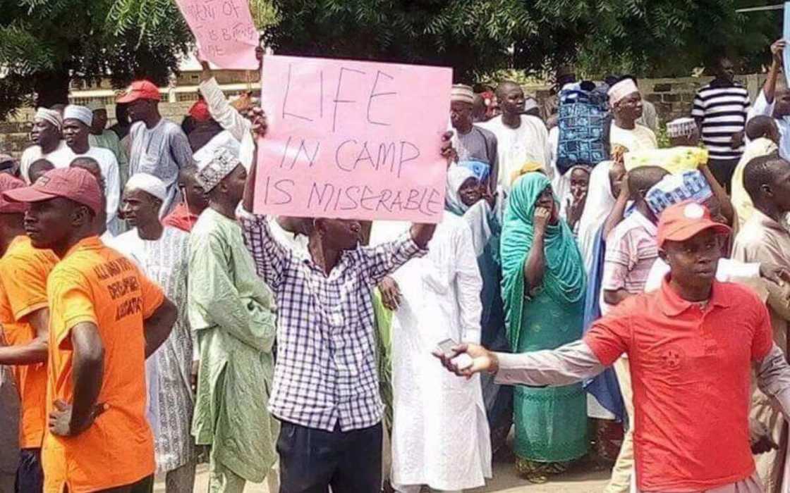 Protest as police stop Bama IDPs from trekking back home