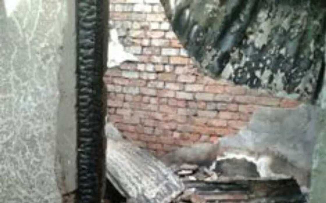 Wutar dare ta kone gidaje 3 da dukiyoyin miliyoyin Nairori a wannan jihar Wutar dare ta kone gidaje 3 da dukiyoyin miliyoyin Nairori a wannan jihar