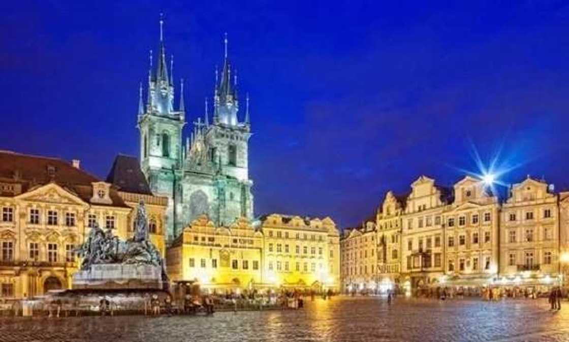 10 awesome cities you must visit before you die