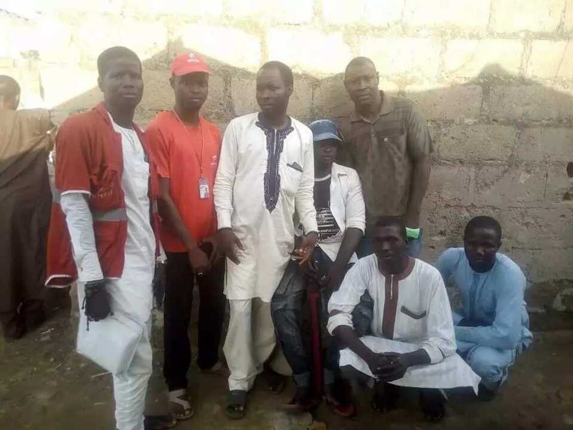 Da zaman banza gara aikin kishiya: Tsabagen gardama ta kai wasu matasa ga kirga buhun gero Da zaman banza gara aikin kishiya: Tsabagen gardama ta kai wasu matasa ga kirga buhun gero