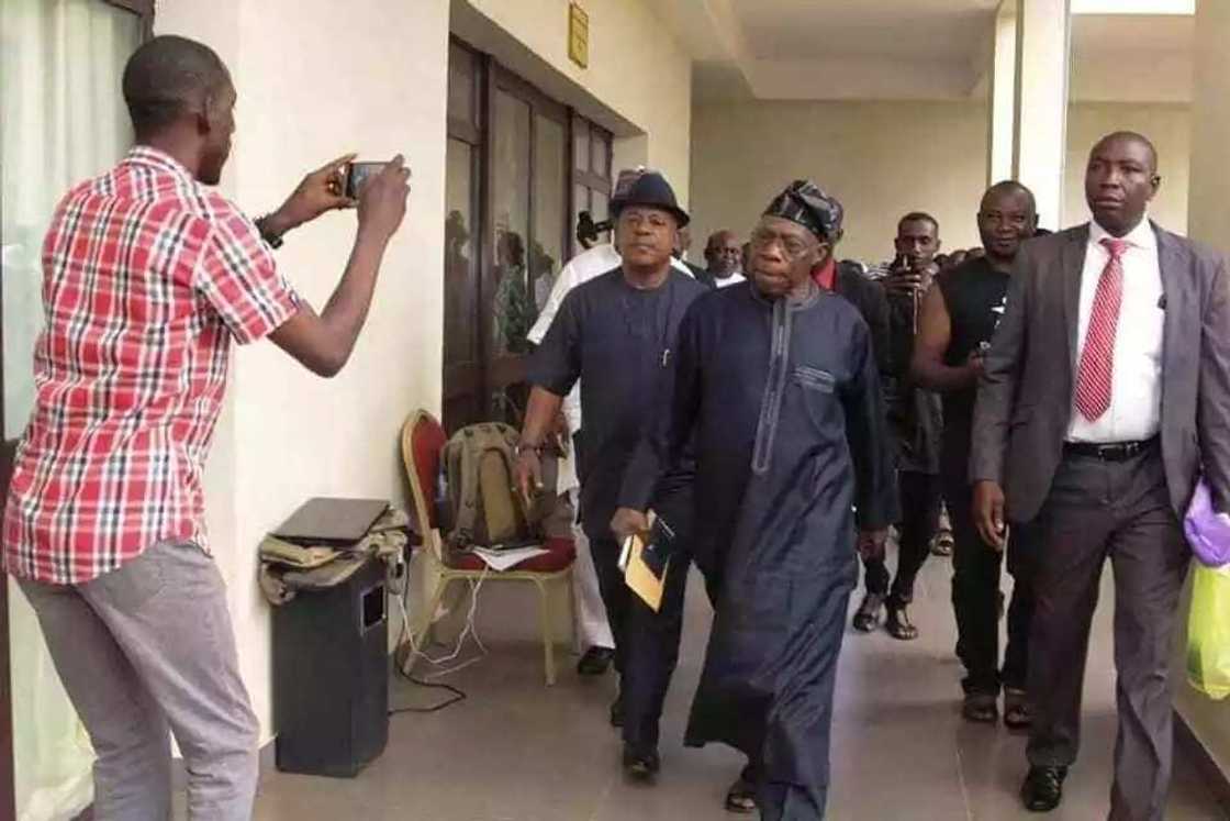 Yanzunnan: Ana can an sa labule tsakanin manyan PDP da Obasanjo, kullalliya kenan Yanzunnan: Ana can an sa labule tsakanin manyan PDP da Obasanjo, kullalliya kenan