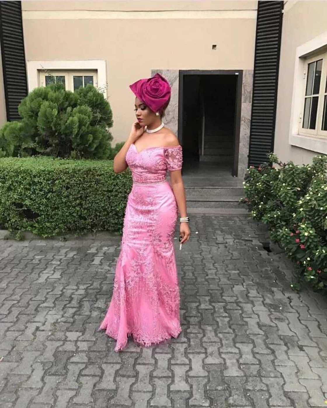 Stunning asoebi pictures from Stephanie Coker’s wedding