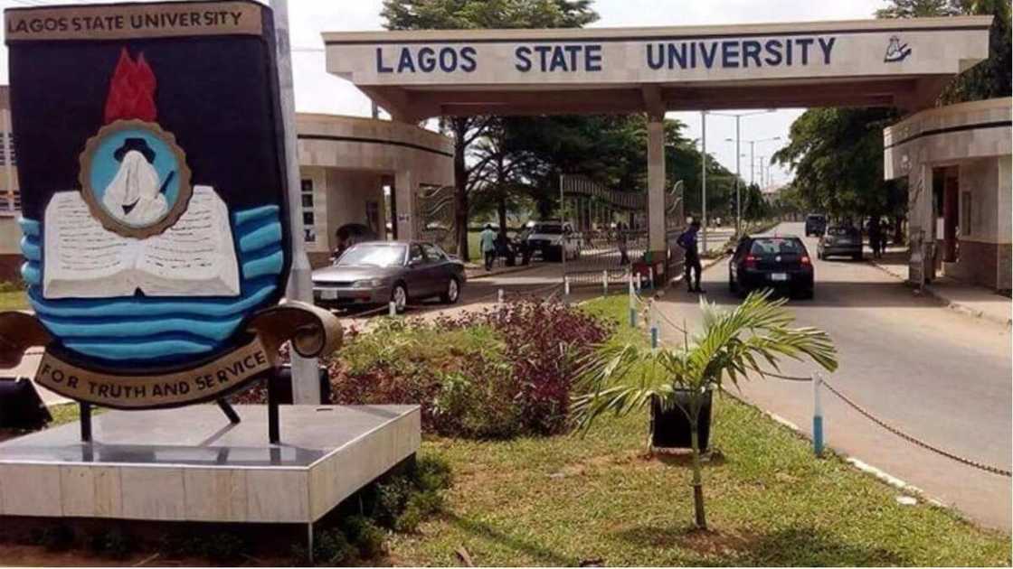 Folabi Olumide, pioneer LASU VC, dies at 81 Folabi Olumide, pioneer LASU VC, dies at 81