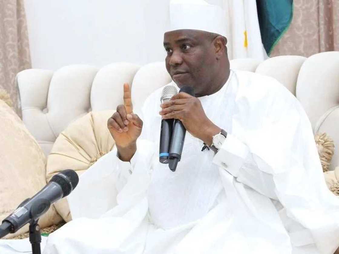 Tambuwal ya gargadi magoya bayan jam'iyyar PDP da su kauracewa yin gulma da tsugudidi Tambuwal ya gargadi magoya bayan jam'iyyar PDP da su kauracewa yin gulma da tsugudidi