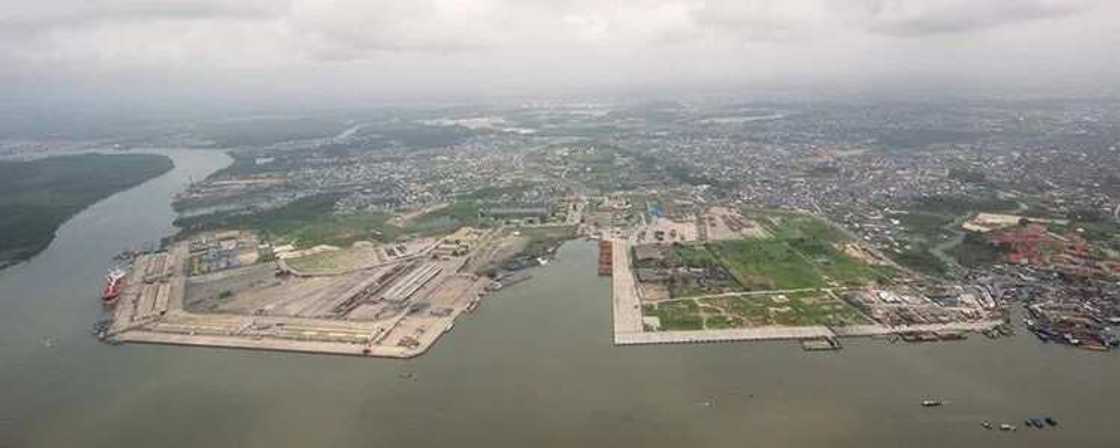 Gwamnatin Buhari za ta kashe Biliyan 13 a kan yasar tashar ruwa Gwamnatin Buhari za ta kashe Biliyan 13 a kan yasar tashar ruwa