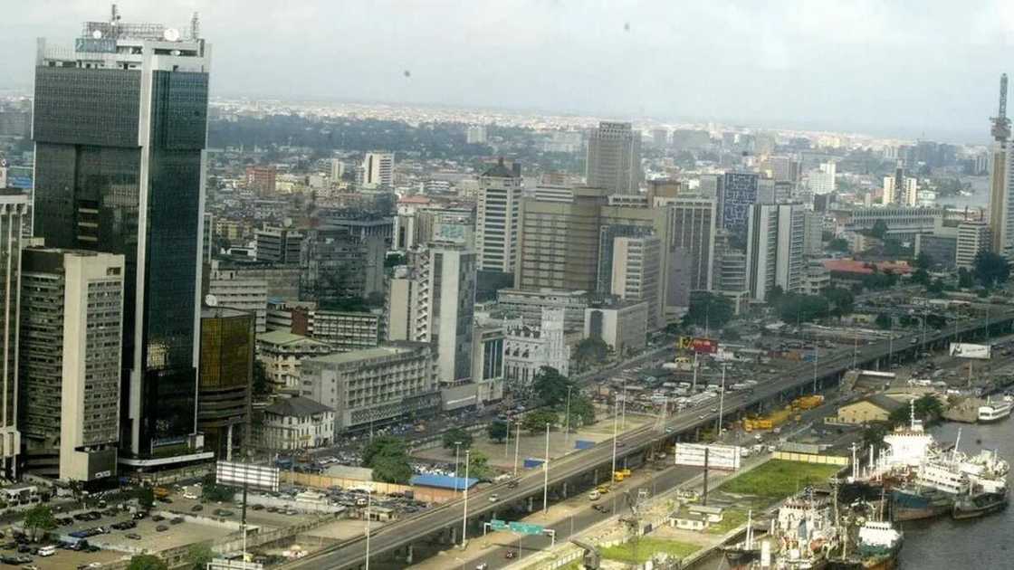 Lagos, the biggest city in Nigeria Lagos, the biggest city in Nigeria