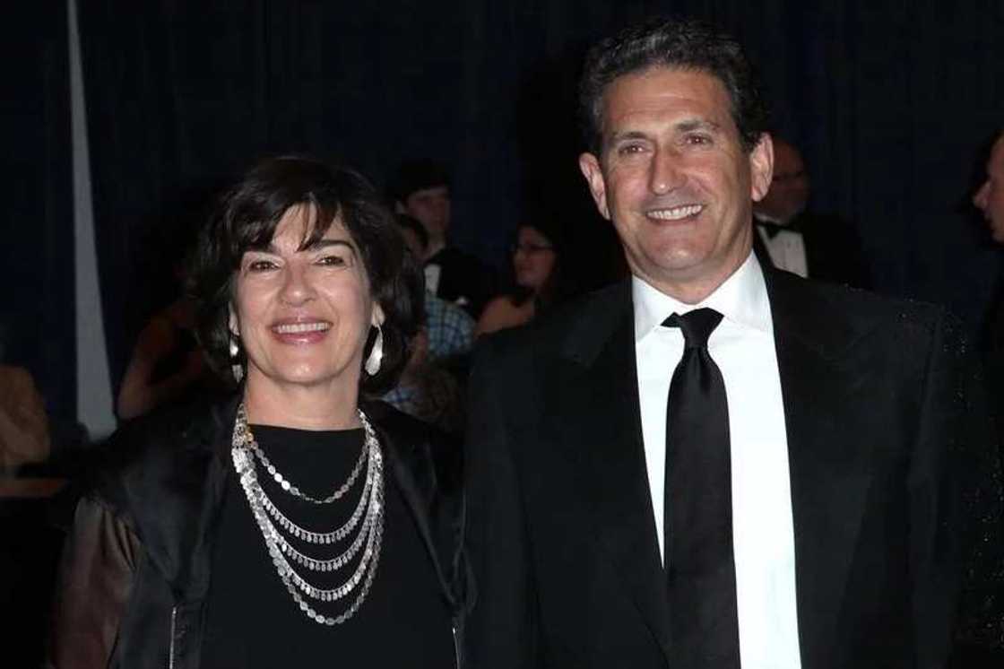 So sad! Famous journalist Christiane Amanpour divorces her husband