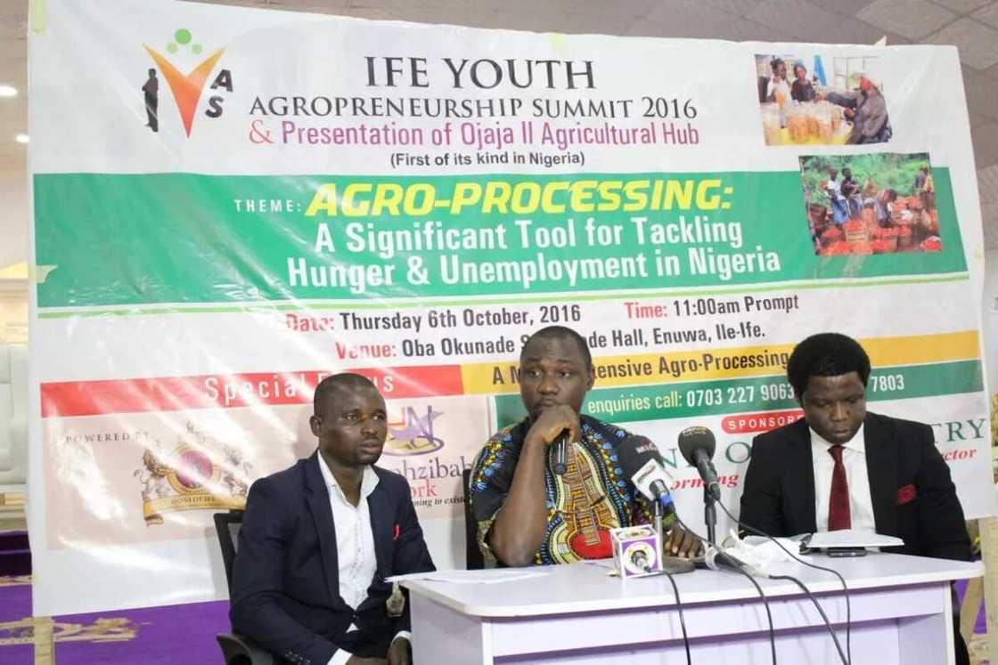 Gwamnatin tarayya ta rabawa masu kanana da matsakaitan sana'o'I Naira 18 biliyan a Oyo Gwamnatin tarayya ta rabawa masu kanana da matsakaitan sana'o'I Naira 18 biliyan a Oyo