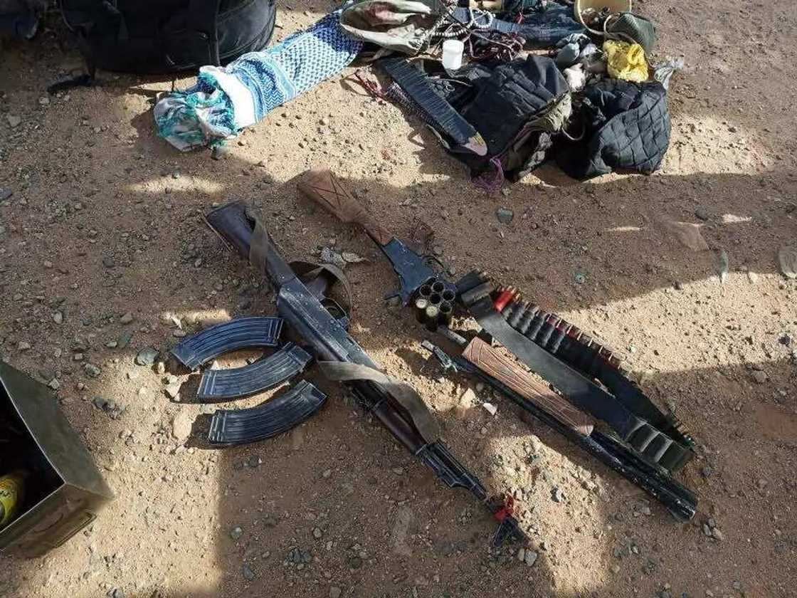 Exercise Cat Race: Troops arrest herdsmen while setting ablaze Gwamba village Exercise Cat Race: Troops arrest herdsmen while setting ablaze Gwamba village